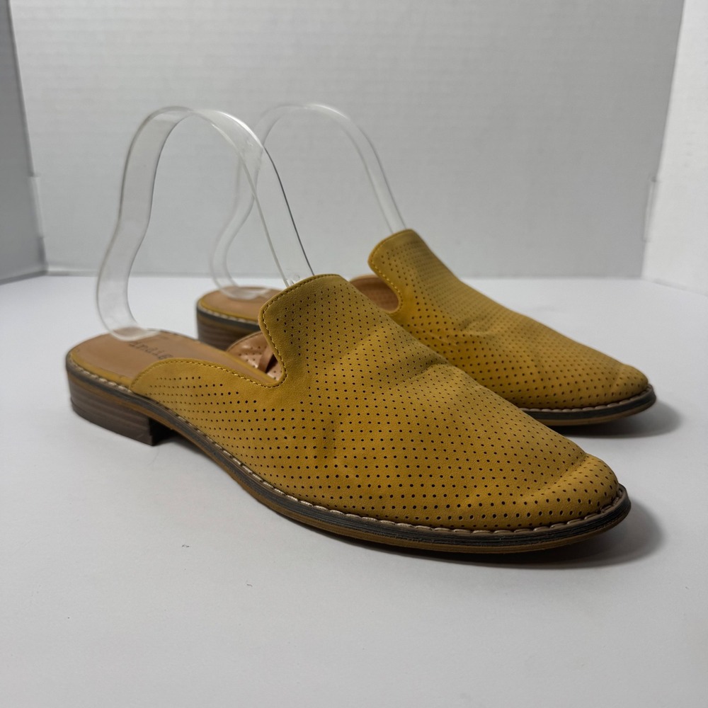 Indigo Rd Rhayze-T Mustard Yellow Perforated Pointed Toe Mules Womens‎ 8M